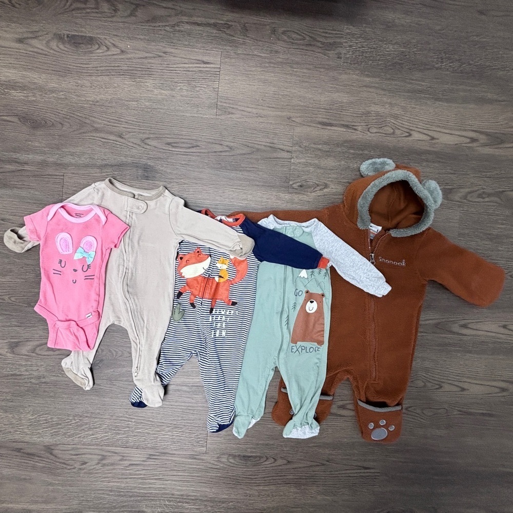 Cloud Islandx1, Gerberx3, Snonook Brown Bear Fleece Onesie, GUC
